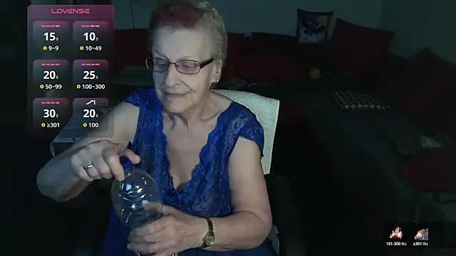 Snapshot of HeisseomaOriginal chatting on November 26, 8:15 am HeisseomaOriginal online show from November 26, 8:15 am