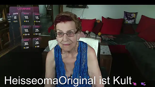 Snapshot of HeisseomaOriginal chatting on June 11, 7:06 am HeisseomaOriginal online show from June 11, 7:06 am
