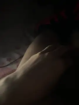 Snapshot of man_cum21 chatting on April 24, 12:46 am man cum21 online show from April 24, 12:46 am