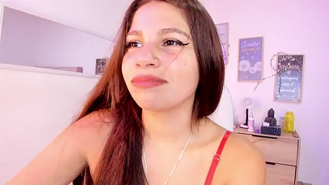 bluee hazell online show from February 12, 11:40 am