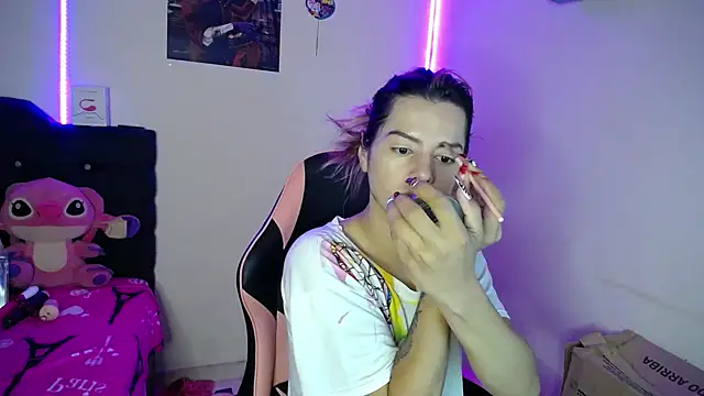 yuliana 19 online show from October 6, 9:51 am