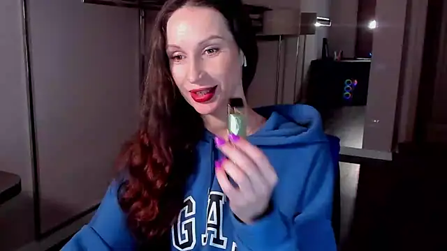 Mila Anders online show from February 12, 5:57 am