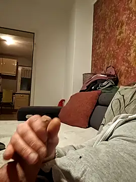 Snapshot of Mjn34 chatting on January 23, 6:03 pm Mjn34 online show from January 23, 6:03 pm