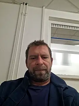 Snapshot of Mjn34 chatting on January 25, 7:06 am Mjn34 online show from January 25, 7:06 am