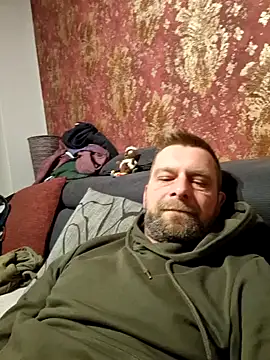 Snapshot of Mjn34 chatting on February 11, 6:08 am Mjn34 online show from February 11, 6:08 am