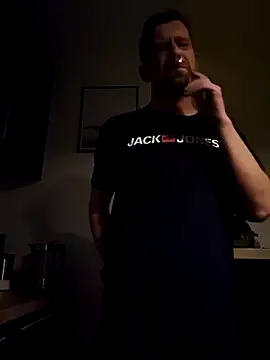 Snapshot of Mjn34 chatting on October 8, 5:49 am Mjn34 online show from October 8, 5:49 am