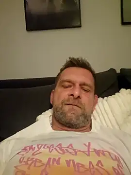 Snapshot of Mjn34 chatting on October 9, 5:38 am Mjn34 online show from October 9, 5:38 am