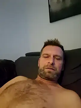 Snapshot of Mjn34 chatting on October 14, 6:03 am Mjn34 online show from October 14, 6:03 am