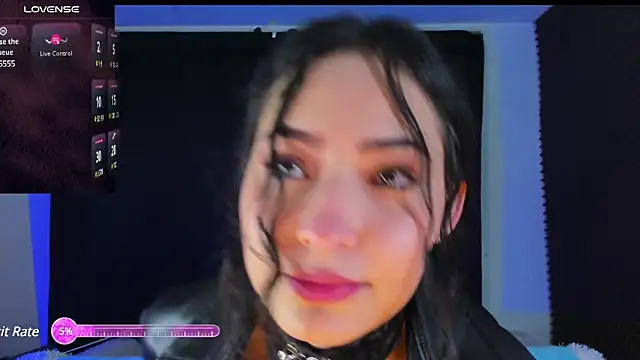 Snapshot of rosario215B chatting on December 12, 12:27 am rosario215B online show from December 12, 12:27 am