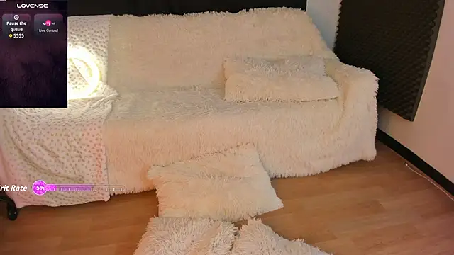 Snapshot of rosario215B chatting on September 21, 12:45 am rosario215B online show from September 21, 12:45 am