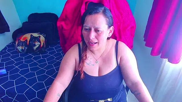 Snapshot of Diana_Lozano chatting on July 27, 6:04 pm Diana Lozano online show from July 27, 6:04 pm
