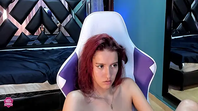 Linda4Petite online show from March 15, 12:15 am