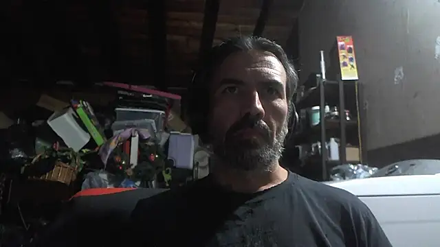 Snapshot of Anarchy_Burger chatting on July 5, 4:52 am Anarchy Burger online show from July 5, 4:52 am