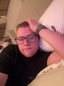 Snapshot of harryletsgo chatting on December 20, 7:54 pm harryletsgo online show from December 20, 7:54 pm