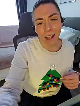 Snapshot of Ellie-L-Elizabeth chatting on December 20, 4:14 pm Ellie-L-Elizabeth online show from December 20, 4:14 pm