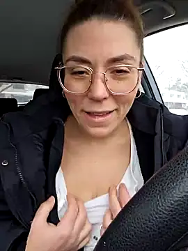 Snapshot of Ellie-L-Elizabeth chatting on January 16, 2:19 pm Ellie-L-Elizabeth online show from January 16, 2:19 pm