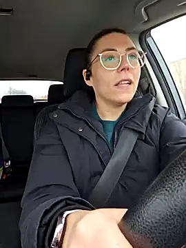 Snapshot of Ellie-L-Elizabeth chatting on January 18, 7:15 pm Ellie-L-Elizabeth online show from January 18, 7:15 pm