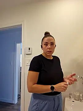 Snapshot of Ellie-L-Elizabeth chatting on September 23, 8:34 pm Ellie-L-Elizabeth online show from September 23, 8:34 pm