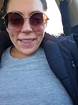 Snapshot of Ellie-L-Elizabeth chatting on November 6, 4:08 pm Ellie-L-Elizabeth online show from November 6, 4:08 pm