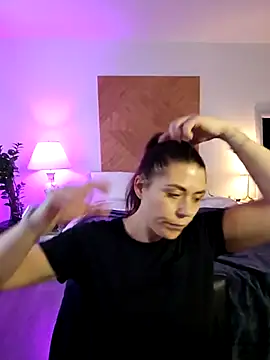 Snapshot of Ellie-L-Elizabeth chatting on November 20, 5:12 pm Ellie-L-Elizabeth online show from November 20, 5:12 pm