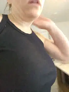Ellie-L-Elizabeth online show from July 5, 2:57 pm