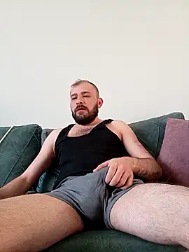 Snapshot of NiiiRvaNaa chatting on February 25, 5:50 am NiiiRvaNaa online show from February 25, 5:50 am