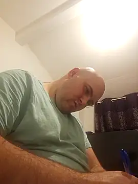 mario890605 online show from September 12, 10:43 pm