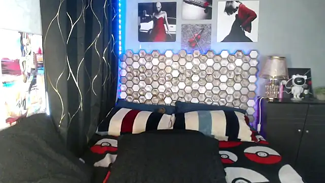 Snapshot of Hot_Metallica69 chatting on October 12, 3:16 am Hot Metallica69 online show from October 12, 3:16 am