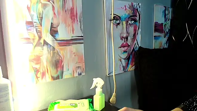 Snapshot of Hot_Metallica69 chatting on December 4, 1:48 am Hot Metallica69 online show from December 4, 1:48 am