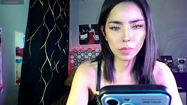 Snapshot of Hot_Metallica69 chatting on May 2, 12:21 pm Hot Metallica69 online show from May 2, 12:21 pm