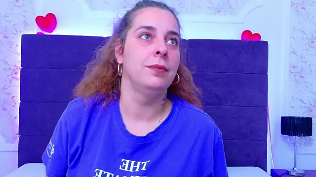 KarinaNoir online show from May 16, 4:09 am