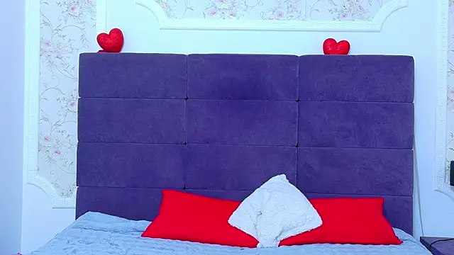 KarinaNoir online show from June 15, 4:15 am