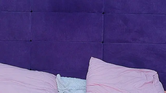 KarinaNoir online show from July 21, 4:04 am