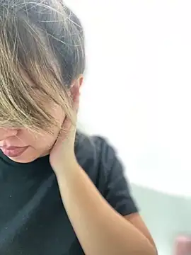 Snapshot of AriannaPena chatting on January 31, 3:30 am AriannaPena online show from January 31, 3:30 am