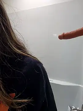 Snapshot of AriannaPena chatting on March 8, 3:06 am AriannaPena online show from March 8, 3:06 am