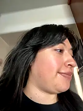 Snapshot of AriannaPena chatting on October 3, 10:40 pm AriannaPena online show from October 3, 10:40 pm