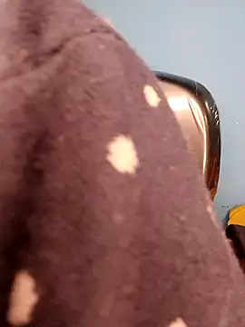 Snapshot of SIDDHAA--897 chatting on January 13, 6:27 pm SIDDHAA--897 online show from January 13, 6:27 pm