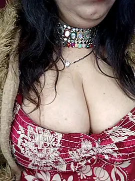 Snapshot of SIDDHAA--897 chatting on February 5, 6:15 pm SIDDHAA--897 online show from February 5, 6:15 pm