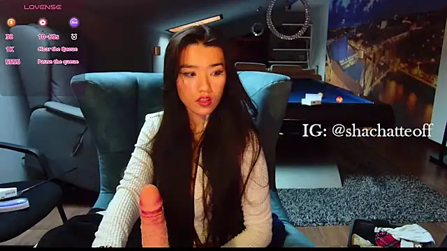 shachatteof online show from November 17, 9:48 am