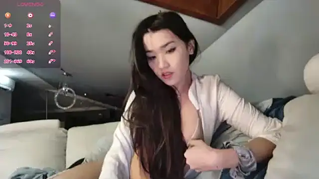 Snapshot of shachatteof chatting on January 18, 7:12 am shachatteof online show from January 18, 7:12 am