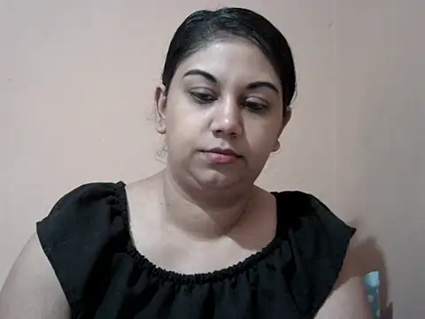 bellachow10 online show from June 12, 6:56 am
