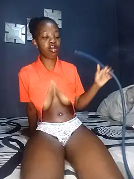 Snapshot of SheisBlacq chatting on November 2, 8:44 pm SheisBlacq online show from November 2, 8:44 pm