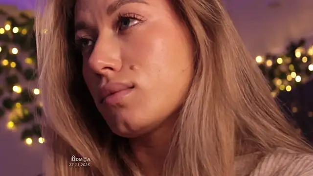 Blondie Bunny online show from November 27, 3:30 am