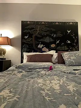 Snapshot of RosieDixx chatting on February 5, 8:54 am RosieDixx online show from February 5, 8:54 am