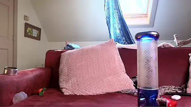 Snapshot of queendab626 chatting on February 11, 5:50 pm queendab626 online show from February 11, 5:50 pm