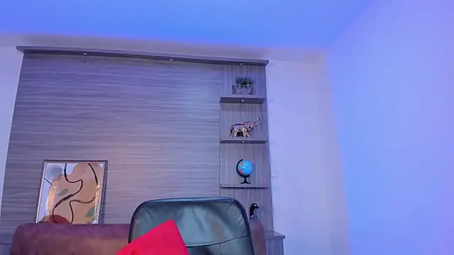 kimbrownn online show from March 14, 9:54 pm