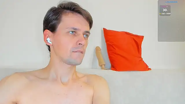 Jasper Sun online show from October 23, 8:40 pm