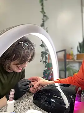 annablisss online show from February 18, 5:21 pm