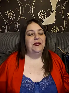 Snapshot of HouseWifeWhore_Milf chatting on May 7, 10:37 pm HouseWifeWhore Milf online show from May 7, 10:37 pm