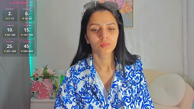 Sarabecker online show from June 15, 6:48 am